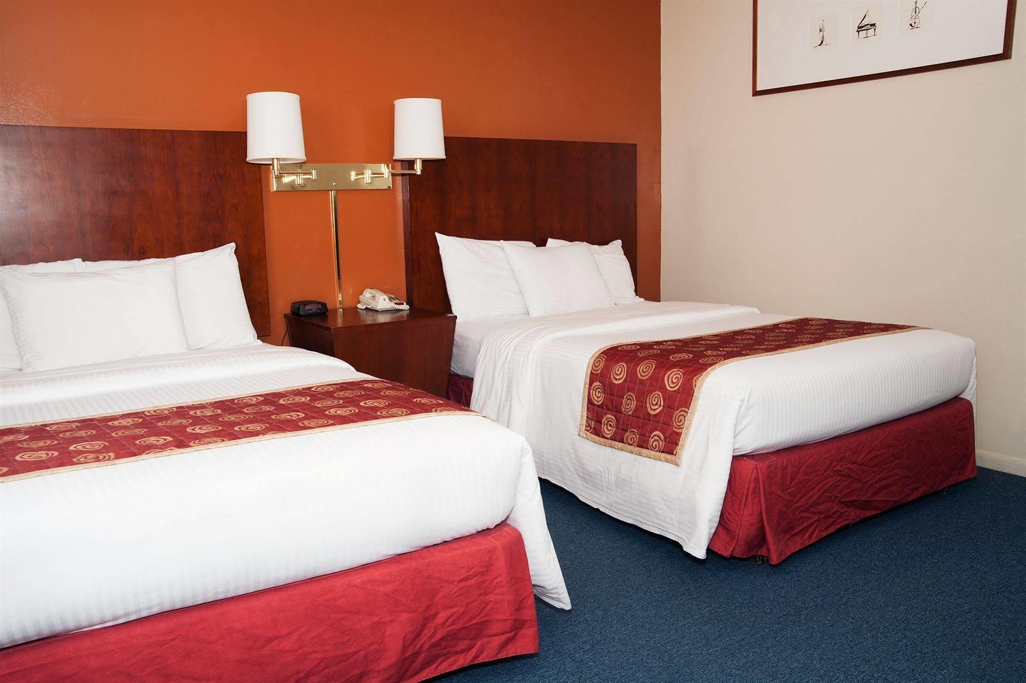Red Carpet Inn And Suites Plymouth Kültér fotó
